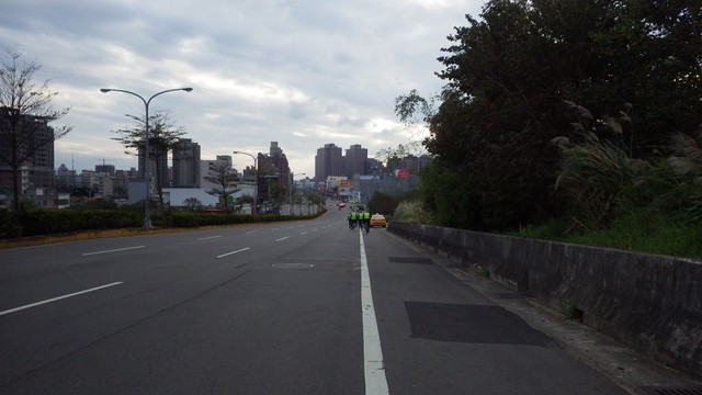 4:10 pm. 竹北市附近。